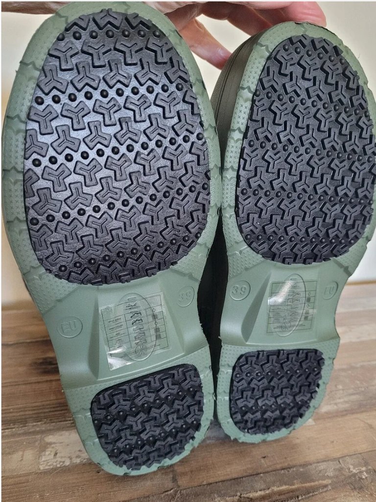 Fubuki Niseko 3.0 Free People Snow Winter Waterproof Boots In Olive Color Size 6 — image 6 of 8